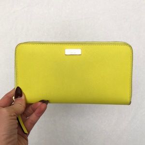 Kate Spade ZIP Around Wallet